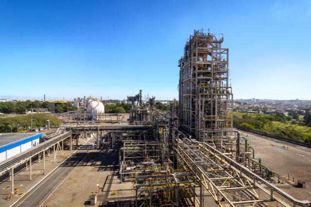 Braskem reporta un EBITDA recurrente de 1,000 millones de reales en el 1T26 y una utilidad neta atribuible a los accionistas de 1,400 millones de reales, superior al 4T25